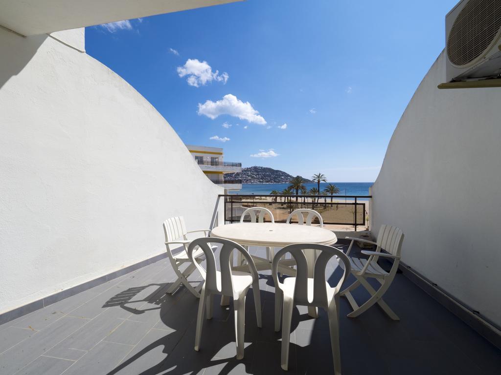 Inmosantos Oasis B8 Appartement Roses Buitenkant foto