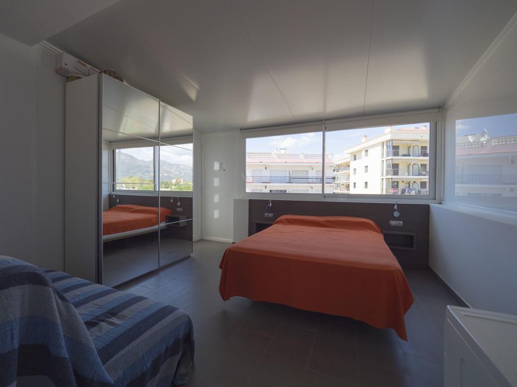 Inmosantos Oasis B8 Appartement Roses Buitenkant foto