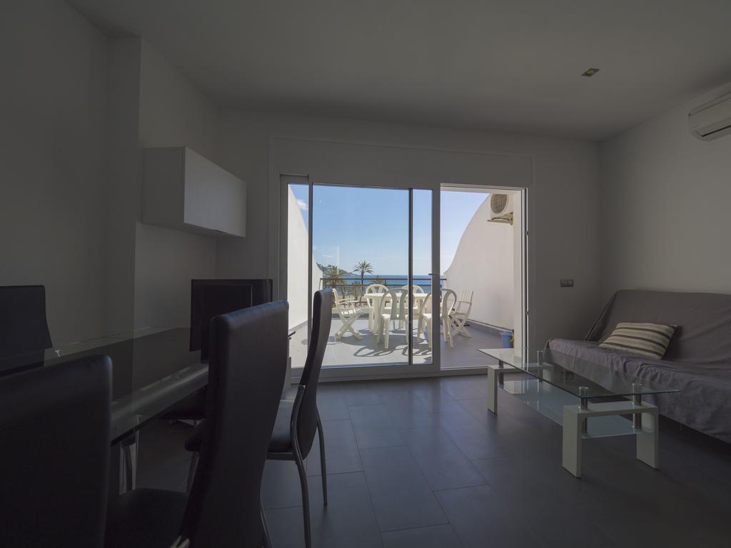 Inmosantos Oasis B8 Appartement Roses Buitenkant foto
