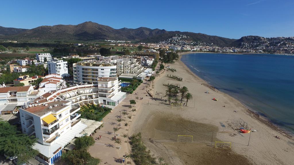 Inmosantos Oasis B8 Appartement Roses Buitenkant foto